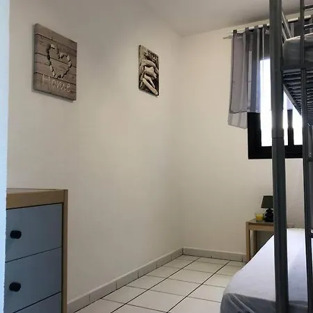 Apartmán Joli T2 Les Pieds Dans L'eau , Piscine Tennis.... *